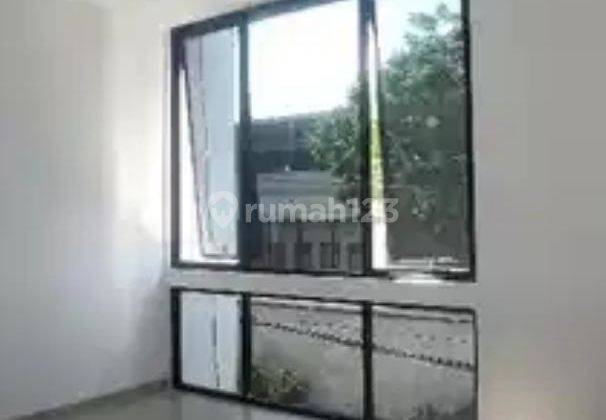 Dijual Rumah 2 Lantai SHM di Darmo Harapan Indah Surabaya 1