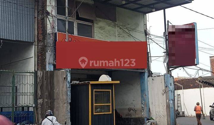 Dijual Rumah 3 Lantai Pusat Kota di Jalan Pandegiling Surabaya 1