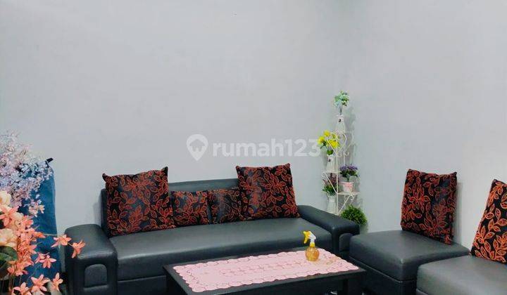 Dijual Rumah SHM di Jalan Simokerto Surabaya 2