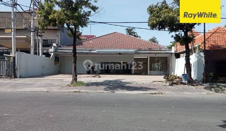 Disewakan Rumah Pusat Kota di Jalan Musi Darmo Surabaya 1