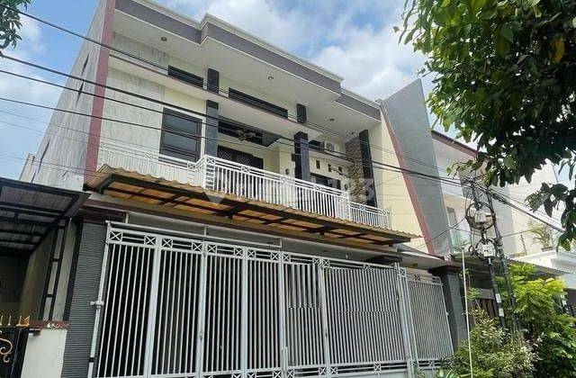 Dijual Rumah 2 Lantai SHM di Wisma Lidah Kulon Surabaya 1