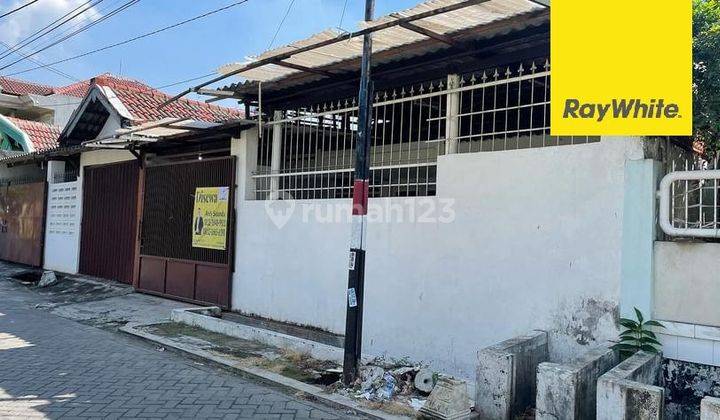 Disewakan Rumah di Raya Darmo Indah Selatan Surabaya 2