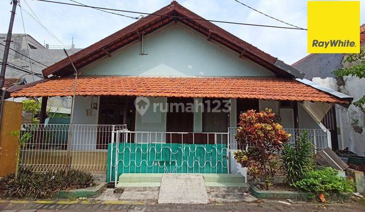 Dijual Rumah 2 Lantai di Jl Ngagel Tirto Surabaya 1