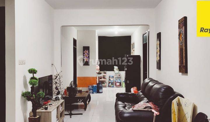 Dijual Rumah di Jalan Dukuh Kupang Surabaya 2