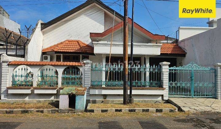 Dijual Rumah SHM di Dharmahusada Indah Tengah Surabaya 1