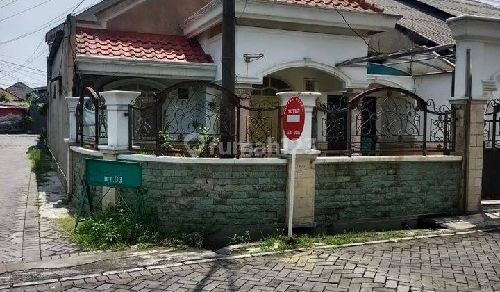 Dijual Rumah SHM di Jalan Kemlaten Kedurus Surabaya 1