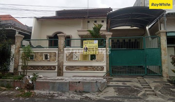 Rumah Dijual di Jalan Simolangit Surabaya Pusat 1