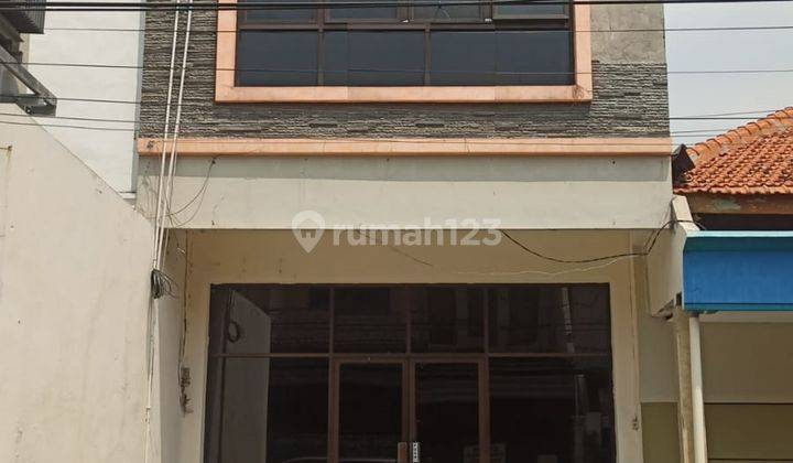 Ruko 3 lantai Disewakan di Ketintang Baru Surabaya 1