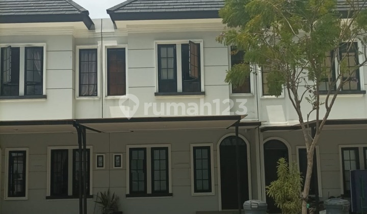 House for Sale at Mansion Nine Avenue Auction Surabaya 1
