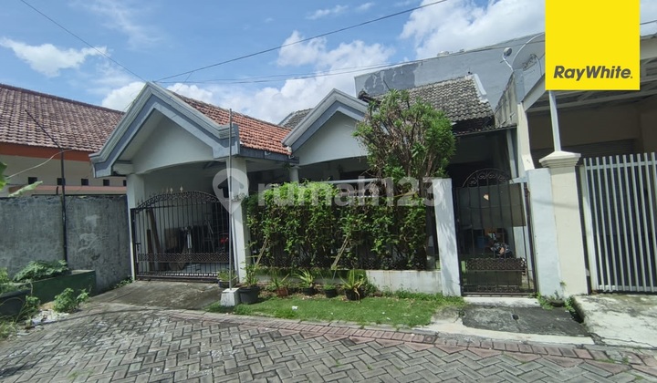 Dijual Rumah 2 LT di Ketintang Madya Surabaya 1