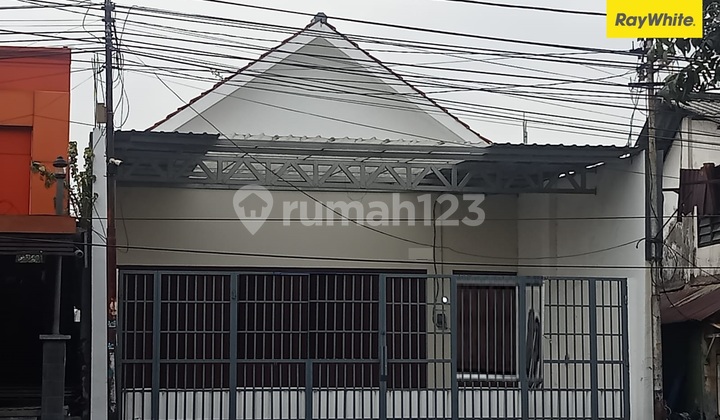 Rumah Dijual di Jalan Tembok Dukuh Surabaya Pusat 1