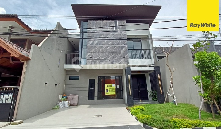 Dijual Rumah 2 lantai di Gayungsari Barat Surabaya 1