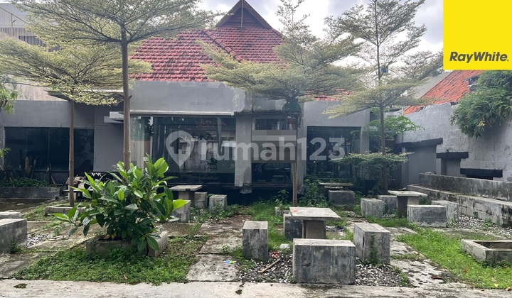 House for Sale City Center on Anwari Street Surabaya 1
