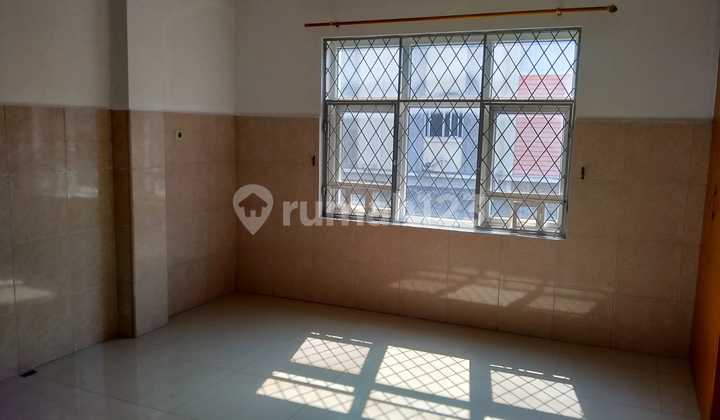 Rumah Jelambar Luas 2