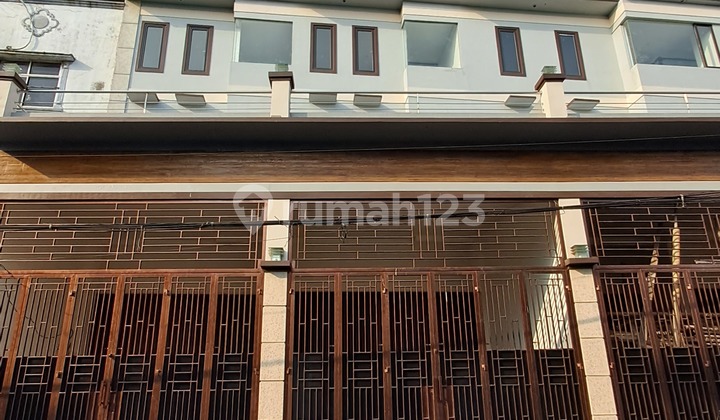 New 3-Storey Boarding House in Jelambar 1