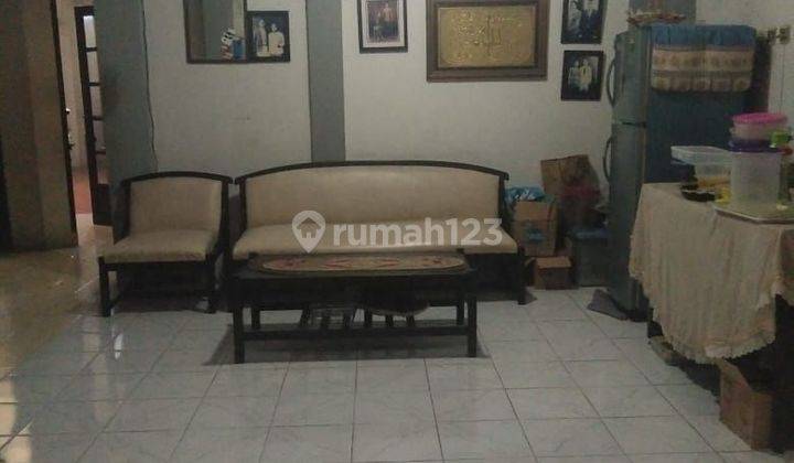 Rumah 1.5 lantai bagus bebas banjir di utan kayu 2