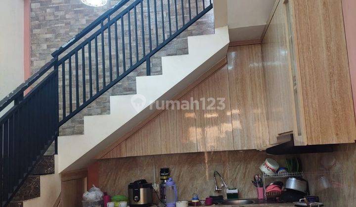 Rumah Mewah 2 Lantai Butuh Cepat Di Jatimakmur 2