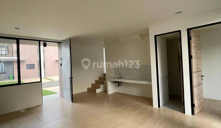 Disewakan Rumah Baru Park Serpong 5 Menit Dari Gading Serpong 2