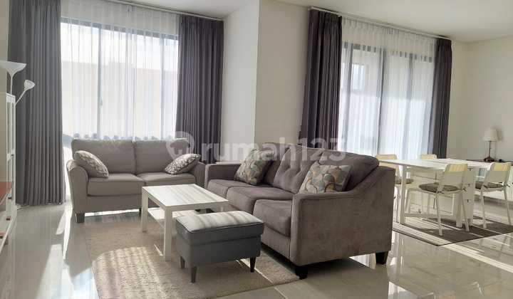 Apartemen Lloyd Alam Sutera Full Furnished Rapi Murah Terawat