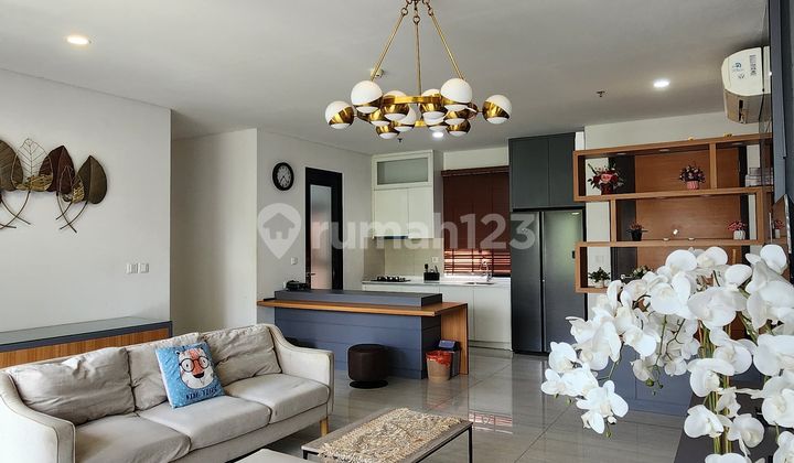 Affordable Furnished Lloyd Low Rise Apartment with Excellent Location 2