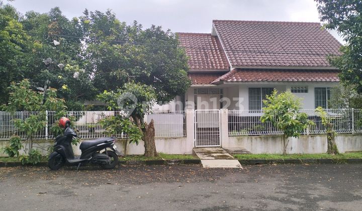 Di Jual Rumah. Siap. Huni. Asri Posisi Hook
