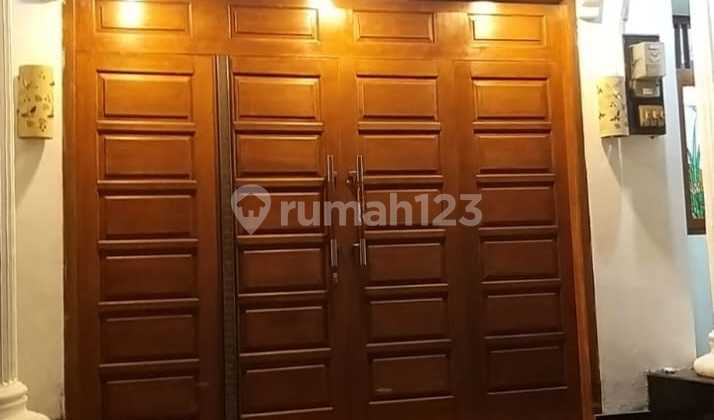 For Rent House in Central Bogor For Rent House in Central Bogor