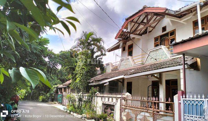 Di Jual Cepat Rumah 2 Lantai Butuh Renovasi 2