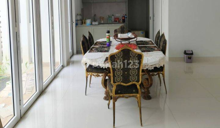 Disewakan Rumah Bagus Semi Furnish Di Gading Serpong 2