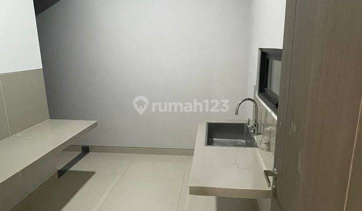 Disewakan Rumah Dengan Atic Room Di Caelus Bsd  2