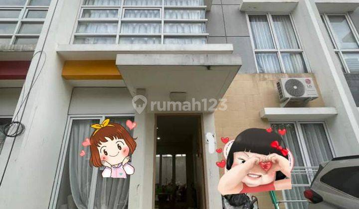 Dijual murah Rumah 2 lantai siap huni di Gading Serpong Tangerang 1