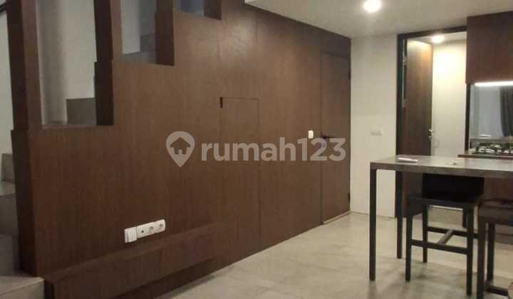 Disewakan Rumah Furnished Dekat Aeon Mall.dan Pintu Tol Bsd 2