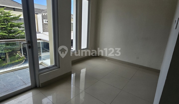 Rent.fast San Lorenzo Paramount House Gading Serpong 2