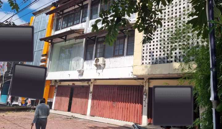 For sale, 3 storey shophouse attached to 2 Jalan Imam Bonjol Denpasar Bali