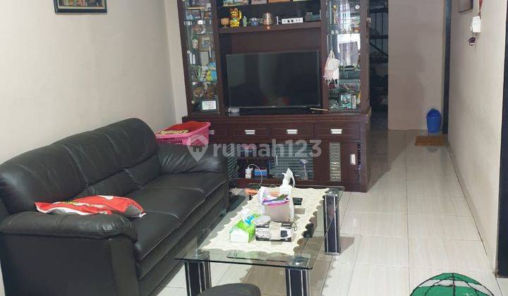 Dijual Rumah Siap Huni di Taman Kota Jakarta Barat 1