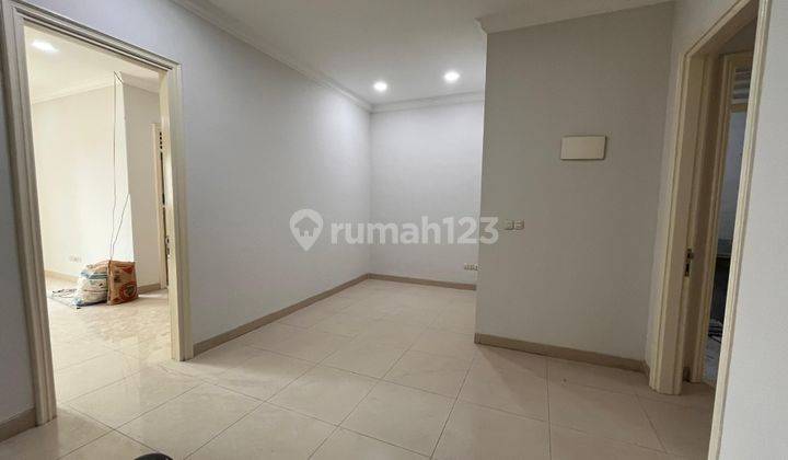 Dijual Cepat Rumah Gandeng 2 Hadap Selatan di Manyar Permai Pik 1 2