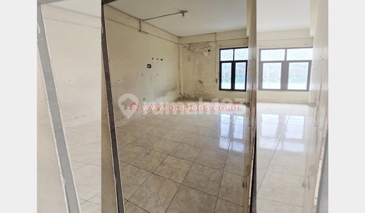 For Rent Strategic Shop House Near Airport in Villa Taman Bandara, Tangerang