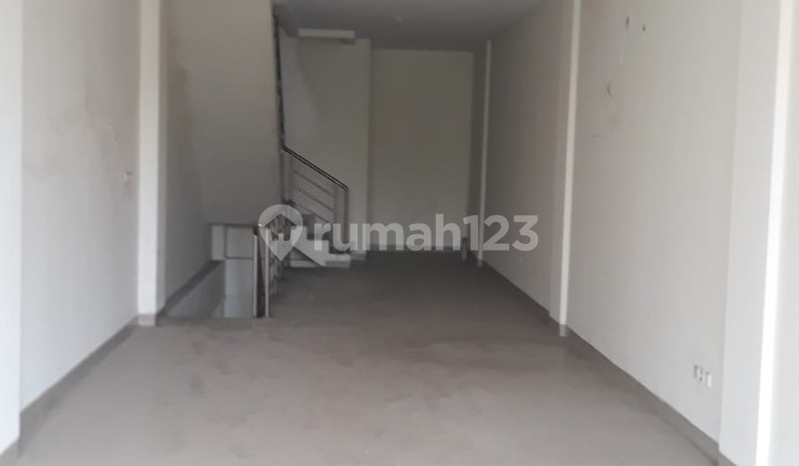 Dijual Ruko Lokasi Strategis di Muara Karang [Pl009010]
