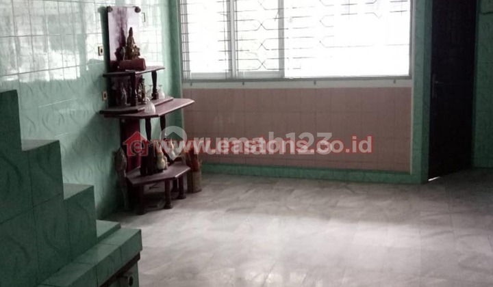 For Sale: House Suitable for Boarding House, Business, Residence at Jembatan 5 For Sale: House Suitable for Boarding House, Business, Residence at Jembatan 5