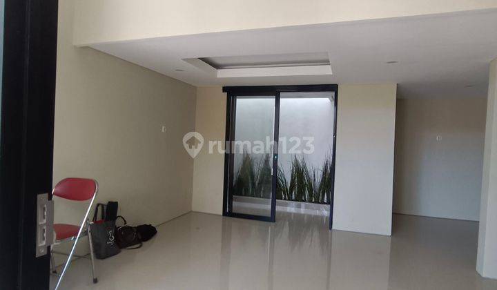 Rumah Surabaya Rungkut 2 Lantau Unit Ready  2