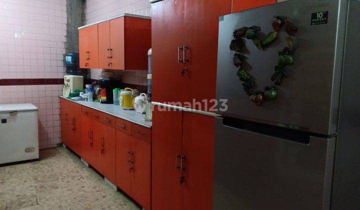 Rumah pasar Kliwon solo 3