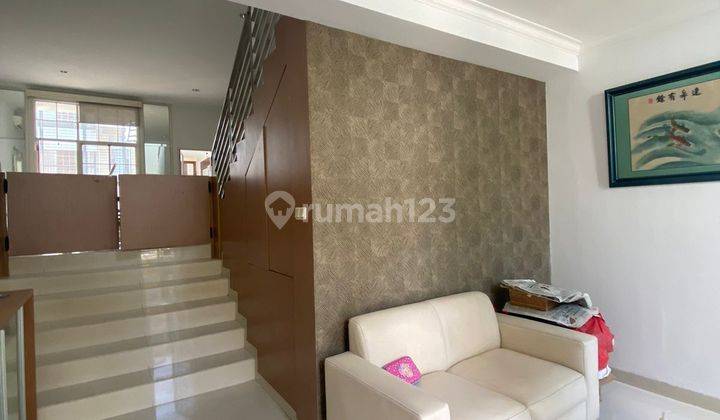 DISEWAKAN SIAP HUNI 10X23 m². RAPIH FULL FURNISH. UNiIT LANGKA!! 2