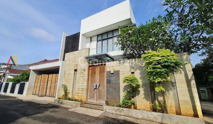 Rumah Mewah Full Interior Jati Private Pool Bambu Apus Jaktim 1