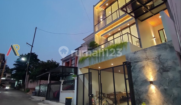 Rumah Baru 3 Lantai Dalam Cluster Jagakarsa Jakarta Selatan 2