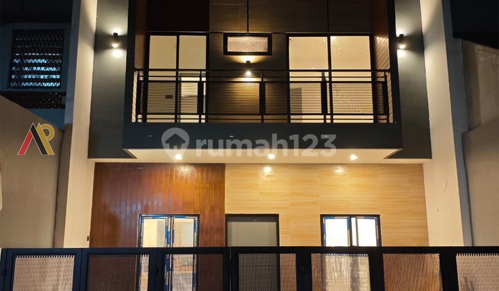 New House in Pancoran Mas Permai Complex, Mampang, Depok