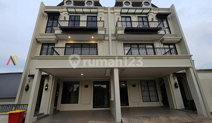 Rumah Mewah 4 Lantai Rooftop Jalan Utama Jagakarsa Jakarta Selatan Rumah Mewah 4 Lantai Rooftop Jalan Utama Jagakarsa Jakarta Selatan