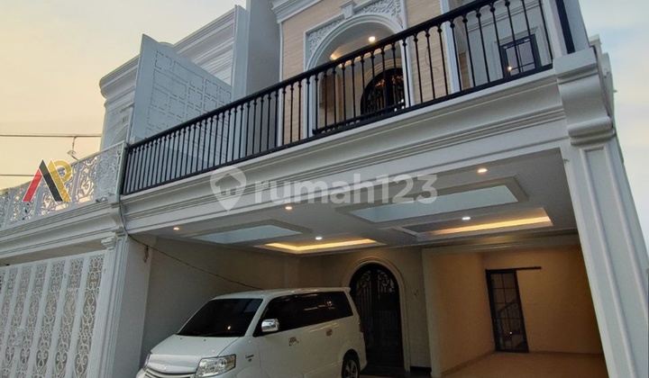 Rumah Mewah 3 Lantai Rooftop Kolam Renang Jagakarsa Jakarta Selatan 2