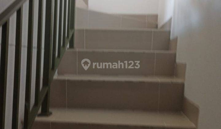 Rumah Bagus di Cluster Omaha Village Gading Serpong , Tangerang 8