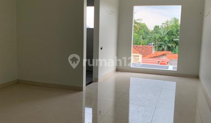Rumah Mewah Cluster Scarlet The Spring Gading Serpong , Tangerang 7