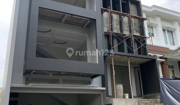 Rumah Mewah Cluster Scarlet The Spring Gading Serpong , Tangerang 17