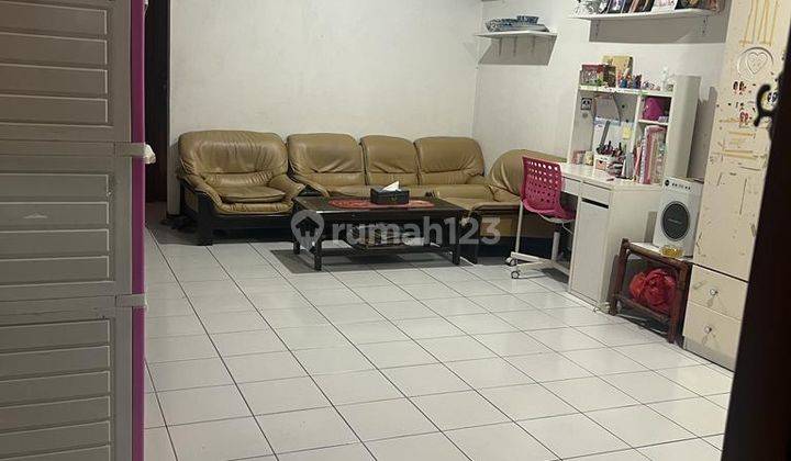 Rumah Bagus SHM di Sektor 1b Gading Serpong, Tangerang 3